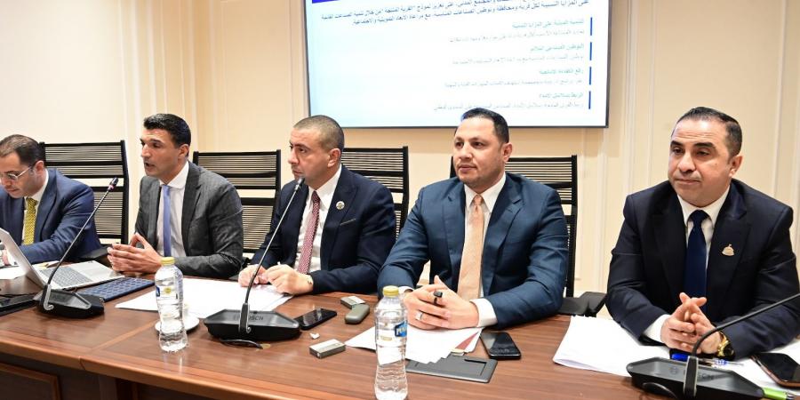بالبلدي : “الصناعة
      بالنواب
      تفتح
      ملف
      تفضيل
      المنتج
      المصري
      بعد
      11
      عامًا
      من
      التطبيق..
      وجلسة
      لتقييم
      الأثر
      الحقيقي
      للقانون”