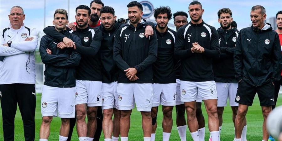 بالبلدي : لماذا
      حذف
      منتخب
      مصر
      نجومه
      القارية
      من
      قميص
      كأس
      العالم؟