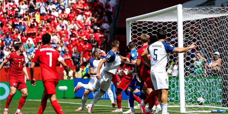 بالبلدي : فيديو
      |
      كندا
      تفرض
      التعادل
      على
      البوسنة
      والهرسك
      في
      بداية
      مشوارهما
      بـ
      كأس
      العالم