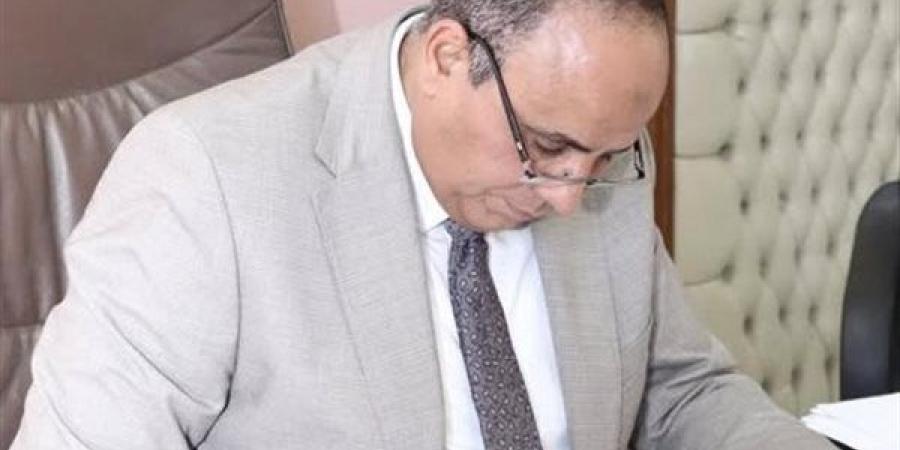 بالبلدي: خالد
      عمران:
      الثانوية
      العامة
      2026..
      امتحان
      في
      القاعات
      واختبار
      للقيم