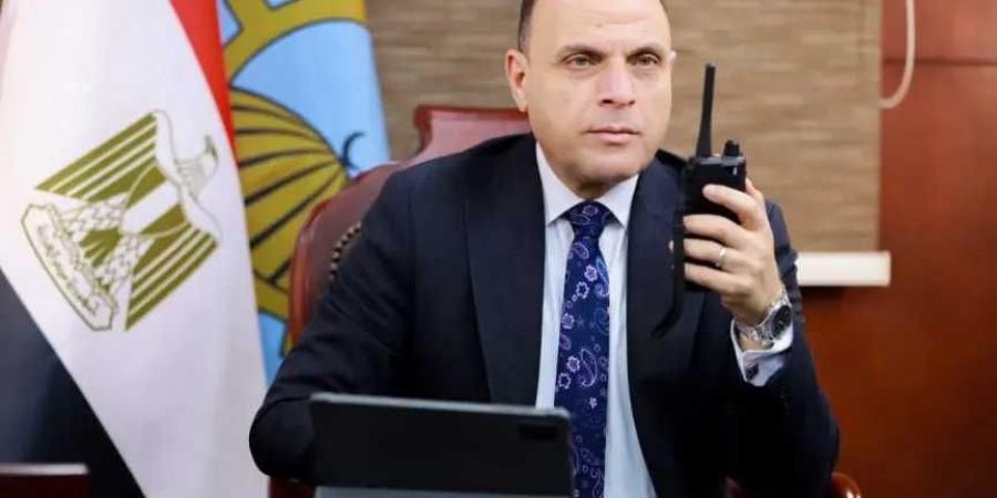 ضربات
      تموينية
      متتالية
      بأسواق
      الغربية..
      ضبط
      سلع
      منتهية
      الصلاحية
      ومجهولة
      المصدر
      وتحرير
      17
      محضرًا
      للمخالفين
