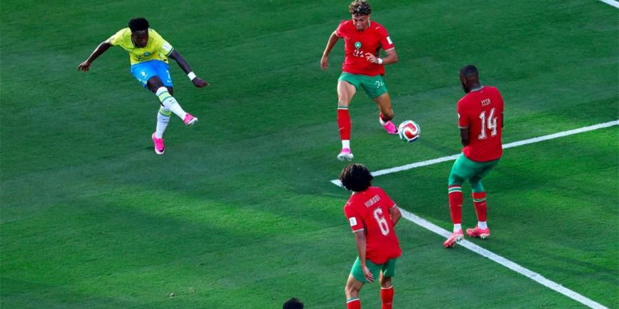 بالبلدي : رجل
      مباراة
      المغرب
      والبرازيل
      في
      كأس
      العالم