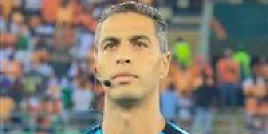 بالبلدي: لاعب
      الأهلي
      السابق:
      أداء
      الحكام
      المصريين
      في
      المونديال
      يدعو
      للفخر