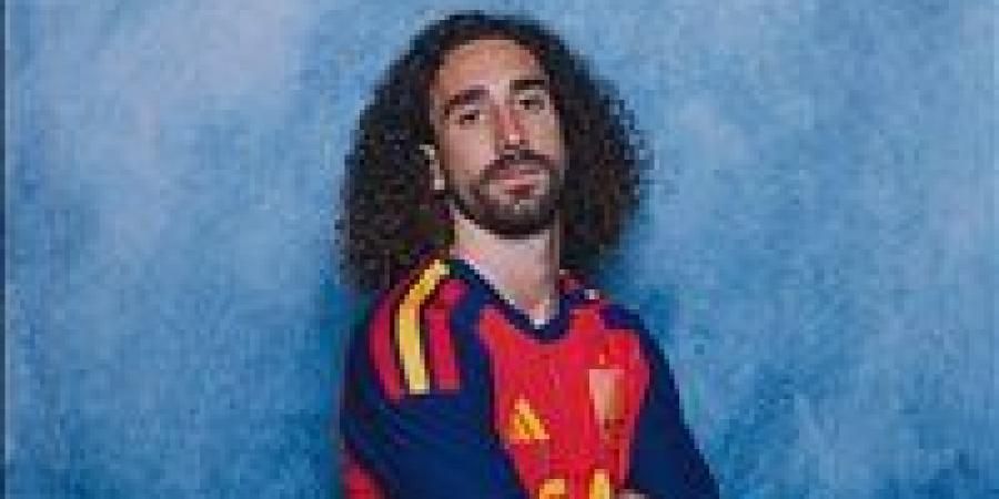 بالبلدي: رسميًا..
      ريال
      مدريد
      يضم
      مارك
      كوكوريلا
      بعقد
      يمتد
      حتى
      2032