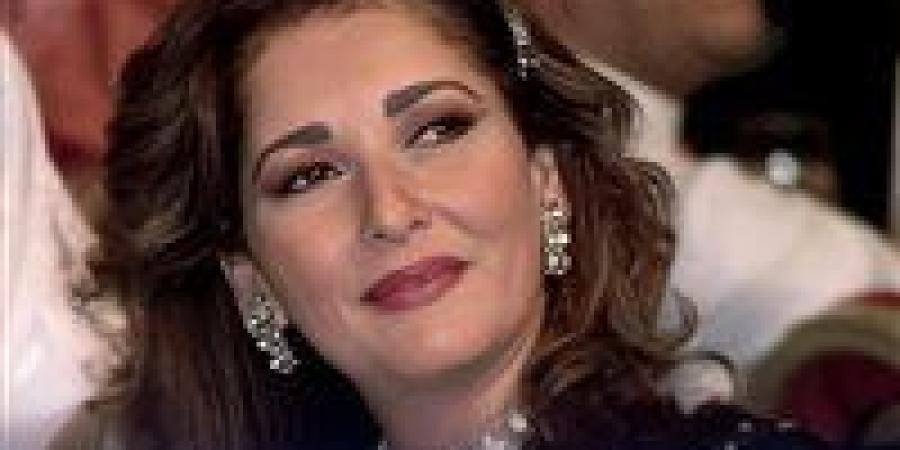 بالبلدي: آثار
      الحكيم:
      اعتزلت
      الفن
      بإرادتي
      في
      قمة
      نجاحي
      وليس
      بسبب
      خلافات