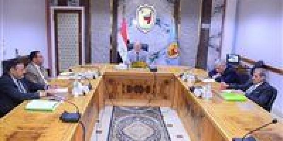 بالبلدي : انعقاد
      لجنة
      اختيار
      عميد
      كلية
      الحاسبات
      والذكاء
      الاصطناعي
      بجامعة
      سوهاج