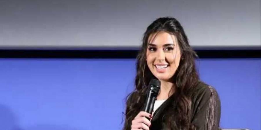 الفنانة
      ياسمين
      صبري
      تكشف
      حلمها
      الفني
      الأكبر