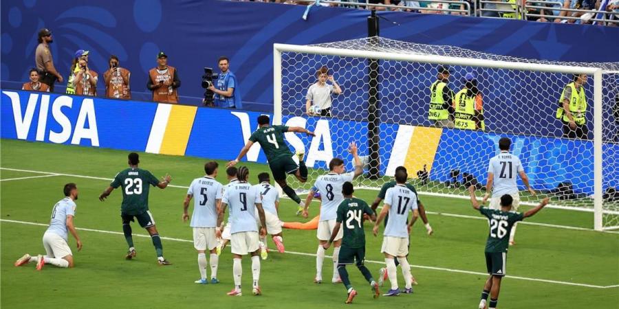 بالبلدي : فيديو
      |
      منتخب
      السعودية
      يقتنص
      نقطة
      ثمينة
      من
      أوروجواي
      في
      كأس
      العالم
      2026