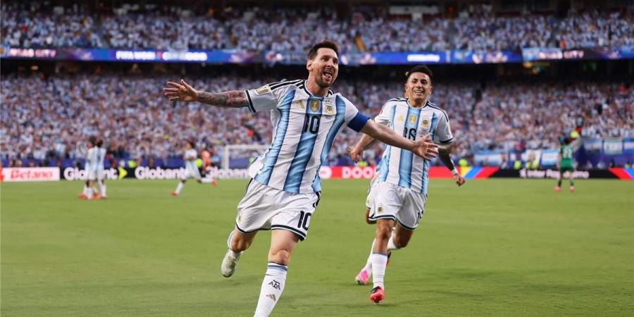 بالبلدي : فيديو
      |
      هاتريك
      تاريخي
      لـ
      ميسي
      يقود
      الأرجنتين
      للفوز
      على
      الجزائر
      في
      كأس
      العالم