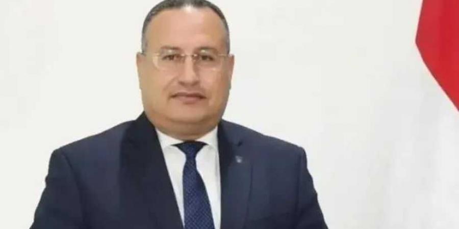 وزير
      التعليم
      العالي
      يعلن
      صدور
      قرارات
      جمهورية
      بتعيين
      قيادات
      جامعية
      جديدة