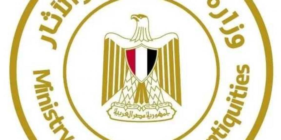 توضيح
      من
      وزارة
      السياحة
      والآثار
      حول
      كافيتريا
      معابد
      الكرنك