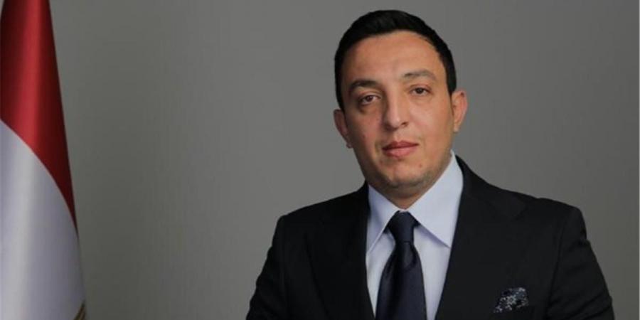 بالبلدي : مصطفى
      أبو
      زهرة:
      معسكر
      منتخب
      مصر
      ثكنة
      عسكرية..
      ويوجه
      رسالة
      للجماهير