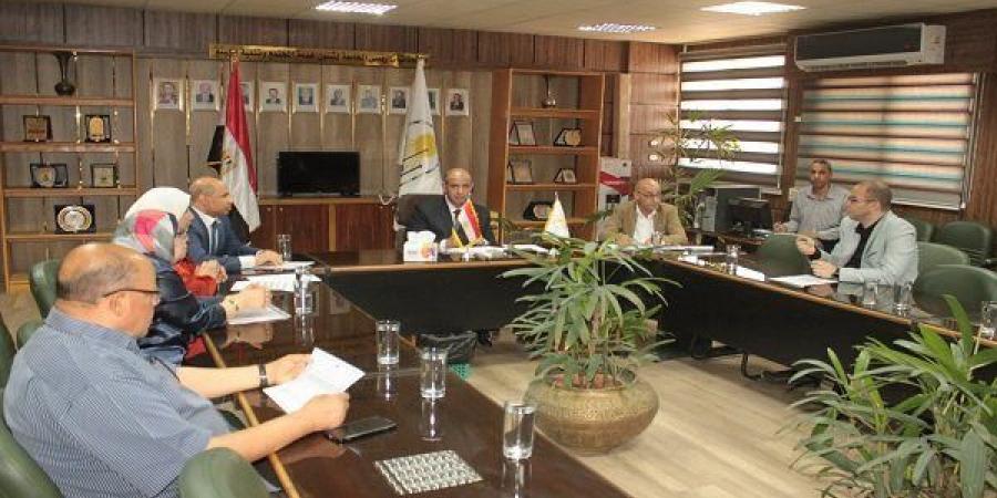 بالبلدي: جامعة
      أسيوط
      تحقق
      رقمًا
      قياسيًا
      في
      محو
      الأمية
      يتجاوز
      70
      ألف
      مواطن
