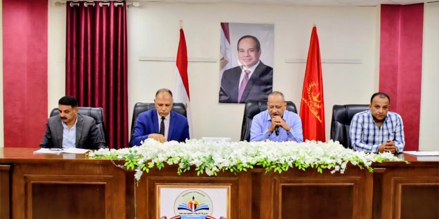 بالبلدي : رئيس
      امتحانات
      الثانوية
      العامة:
      نظام
      المجمعات
      سيحول
      دون
      وقوع
      أي
      مخالفة