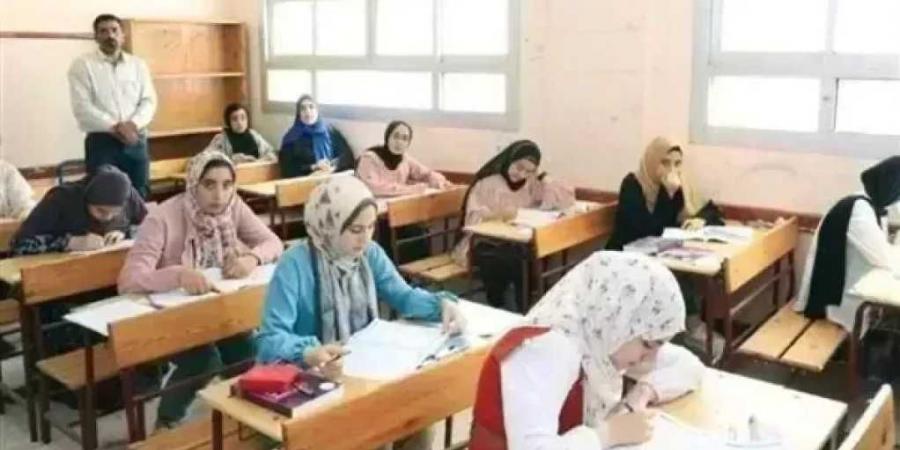 تعليمات
      عاجلة
      لطلاب
      الثانوية
      العامة
      قبل
      الامتحانات
      غدًا..
      ممنوعات
      وضوابط
      صارمة
      داخل
      اللجان