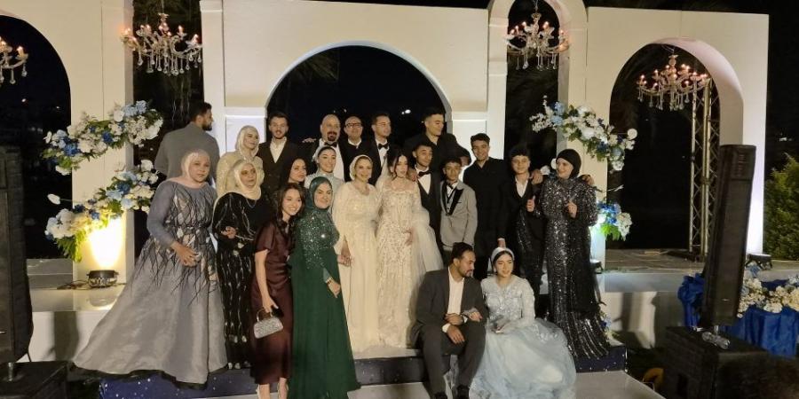 بالبلدي : “سي
      نيوز”
      تهنئ
      العروسين
      أحمد
      طلبة
      ونورهان
      مخلوف
      بمناسبة
      الزفاف
      السعيد