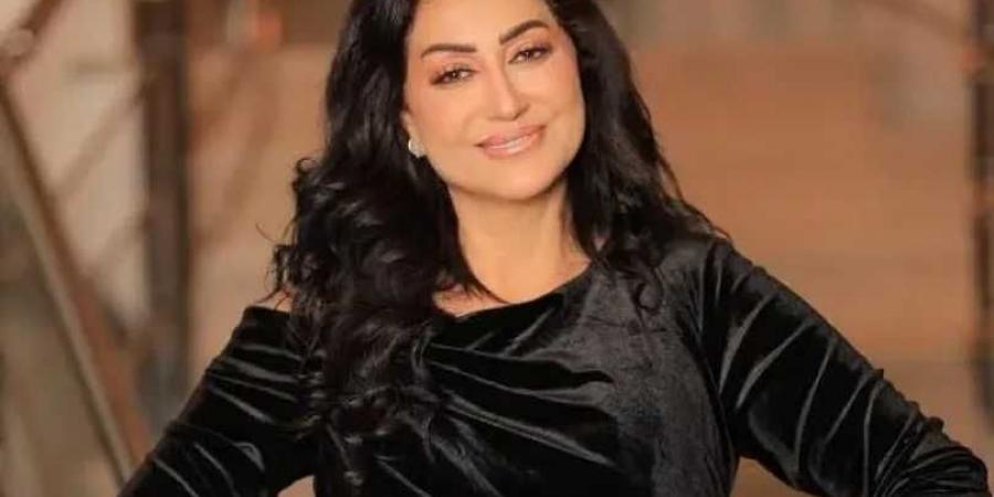 وفاء
      عامر:
      أمتلك
      رفاهية
      الاختيار..
      وأستعد
      للعودة
      إلى
      السينما
      بفيلم
      ضخم