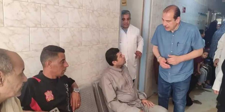 نائب
      وزير
      الصحة
      يتفقد
      مستشفى
      العياط
      المركزي
      ويوجه
      بإحالة
      الإدارة
      للتحقيق
      ومحاسبة
      المقصرين