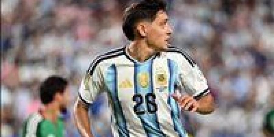 بالبلدي: صراع
      إيطالي
      على
      مولينا..
      روما
      ونابولي
      يتنافسان
      لضم
      ظهير
      أتلتيكو
      مدريد