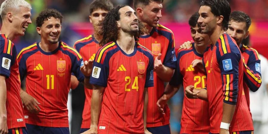 بالبلدي : رجل
      مباراة
      السعودية
      وإسبانيا
      في
      كأس
      العالم