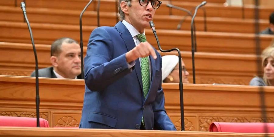 بالبلدي : محمد
      فريد:
      933
      مليون
      جنيه
      تنفقها
      الدولة
      كل
      ساعة..
      وثلثا
      الإنفاق
      يذهب
      للدين
      على
      حساب
      التنمية