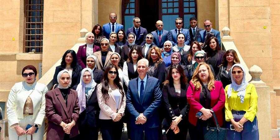 بالبلدي: هيئة
      النيابة
      الإدارية
      تنظم
      ورشة
      عمل
      لأعضائها
      حول
      الذكاء
      الاصطناعي
      التوليدى
      للقانونيين