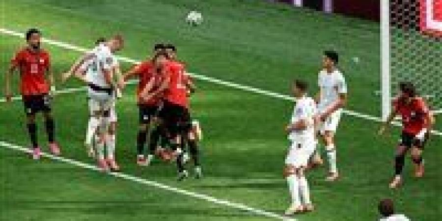 بالبلدي: تعرف
      على
      نتيجة
      الشوط
      الأول
      من
      مباراة
      مصر
      ونيوزيلندا
      في
      كأس
      العالم