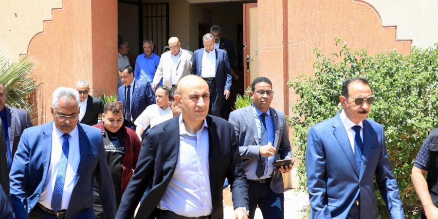 بالبلدي : وزير
      التعليم
      ومحافظ
      سوهاج
      يتفقدان
      مدرسة
      الروافع
      الإعدادية
      الثانوية
      بعد
      واقعة
      الشغب