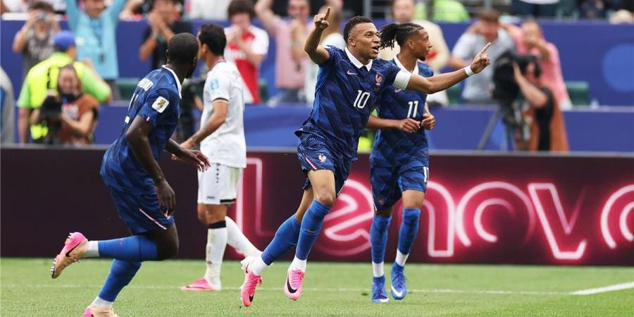 بالبلدي : فيديو
      |
      مبابي
      يسجل
      هدف
      فرنسا
      الأول
      أمام
      العراق