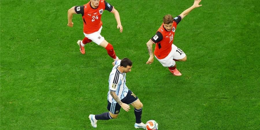 بالبلدي : فيديو
      |
      ميسي
      يقود
      الأرجنتين
      للفوز
      على
      النمسا
      بثنائية
      والتأهل
      لدور
      الـ
      32
      بـ
      كأس
      العالم