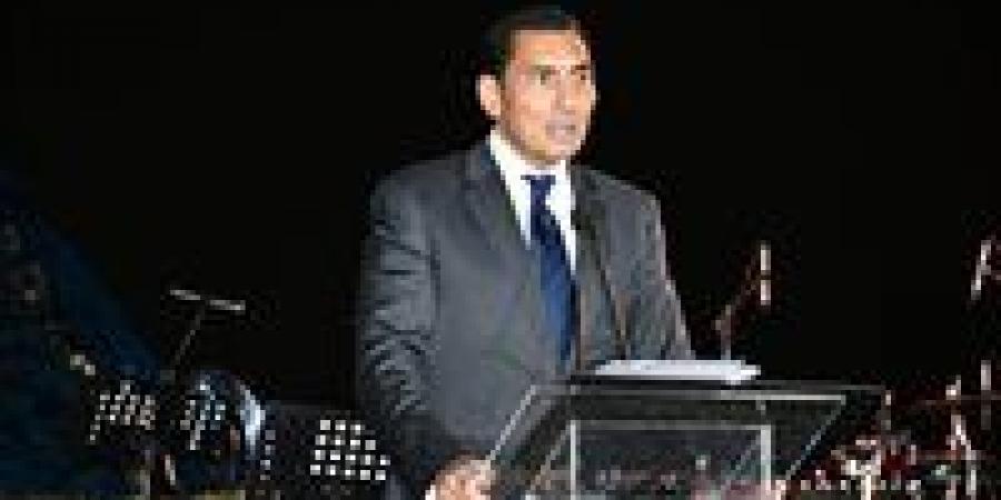 بالبلدي: 1800
      مركز
      شباب
      و40
      ألف
      مشجع..
      وزير
      الرياضة
      يكشف
      أرقام
      دعم
      منتخب
      مصر