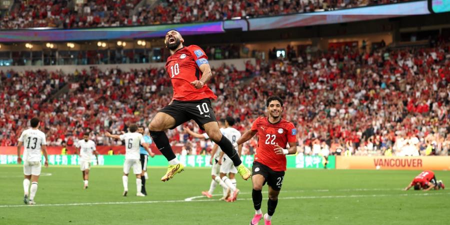 belbalady "ع المكسب كله يرقص".. هكذا احتفال صلاح ورفاقه بفوز مصر التاريخي في كأس العالم