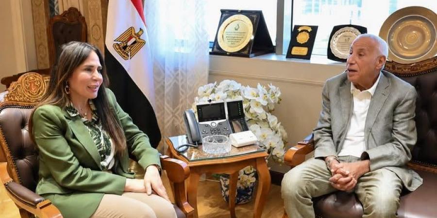 بالبلدي : نهاية
      أزمة
      أرض
      الزمالك..
      تخصيص
      قطعة
      مميزة
      للنادي
      في
      حدائق
      أكتوبر
      ولبيب
      يوجه
      الشكر
      لوزارة
      الإسكان