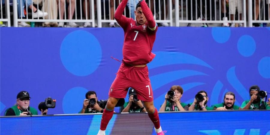 بالبلدي : موعد
      مباراة
      البرتغال
      القادمة
      في
      كأس
      العالم
      بعد
      الفوز
      على
      أوزبكستان