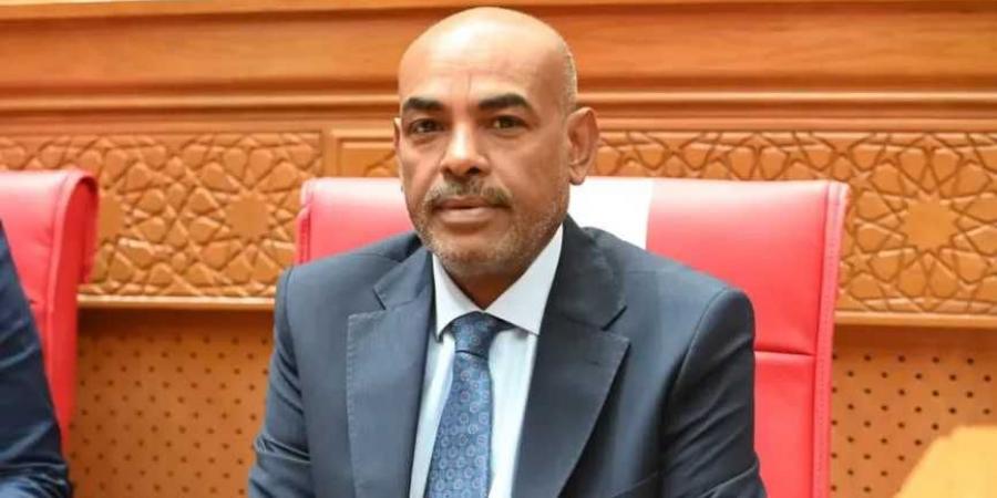 النائب
      محمد
      أبو
      الخير
      يرفض
      التعديلات
      الضريبية
      ويؤكد
      :
      أسوان
      خارج
      حسابات
      الموازنة
      وتعاني
      أزمات
      مزمنة