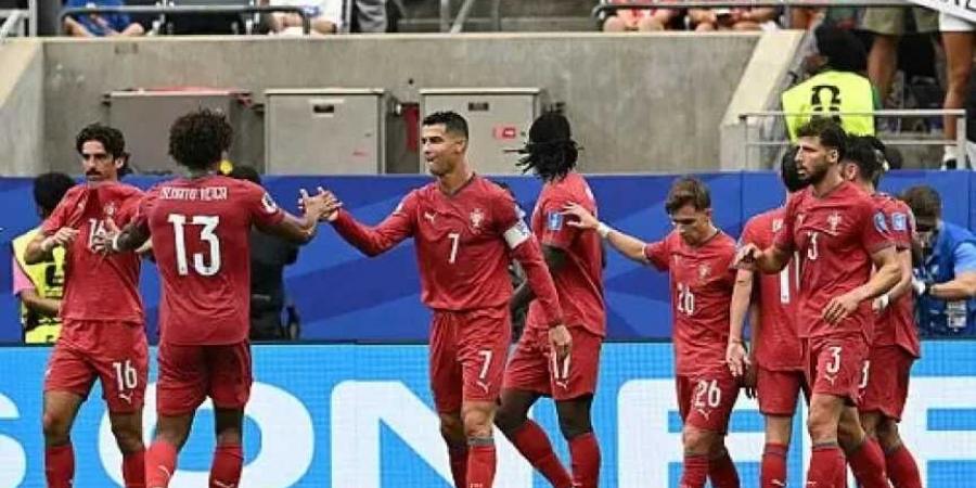 رونالدو:
      أسعى
      لخدمة
      المنتخب
      والعمل
      الجماعي
      أهم