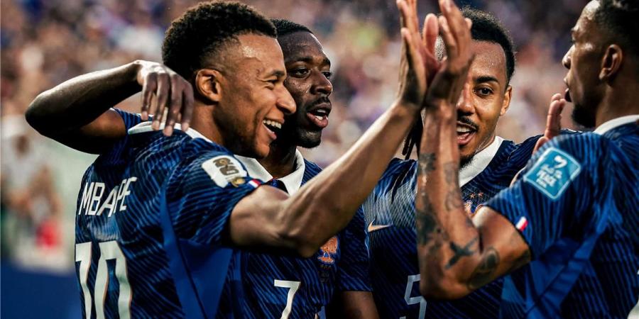 بالبلدي : رجل
      مباراة
      العراق
      وفرنسا
      في
      كأس
      العالم