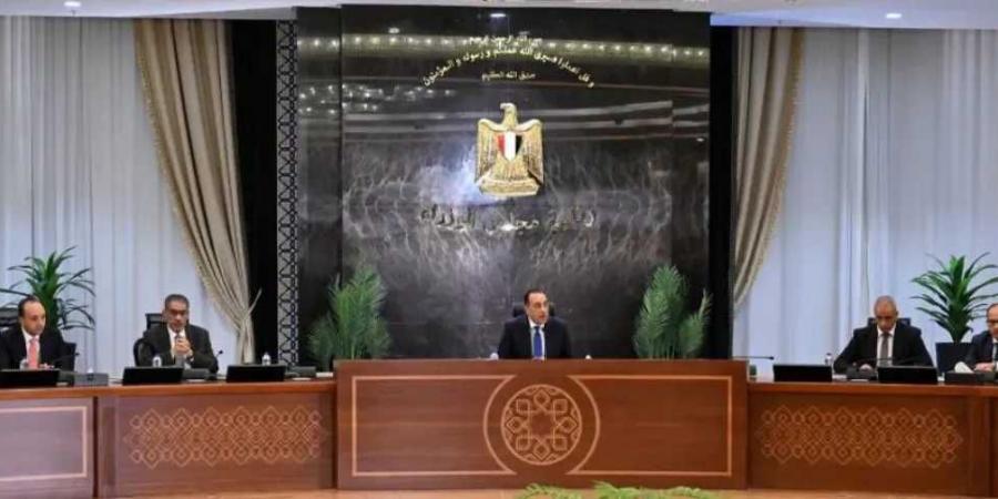 رئيس
      الوزراء:
      مصر
      ساهمت
      في
      التوصل
      لمذكرة
      التفاهم
      بين
      واشنطن
      وطهران