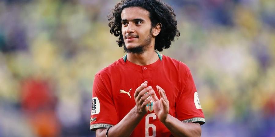 بالبلدي : أيوب
      بوعدي
      يتلقى
      صدمة
      من
      ريال
      مدريد
      ويضع
      شرطًا
      لتحديد
      وجهته
      القادمة