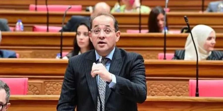 المالية:
      نحو
      836
      مليار
      جنيه
      قيمة
      الدعم
      والمنح
      والمزايا
      الاجتماعية
      بالموازنة
      الجديدة