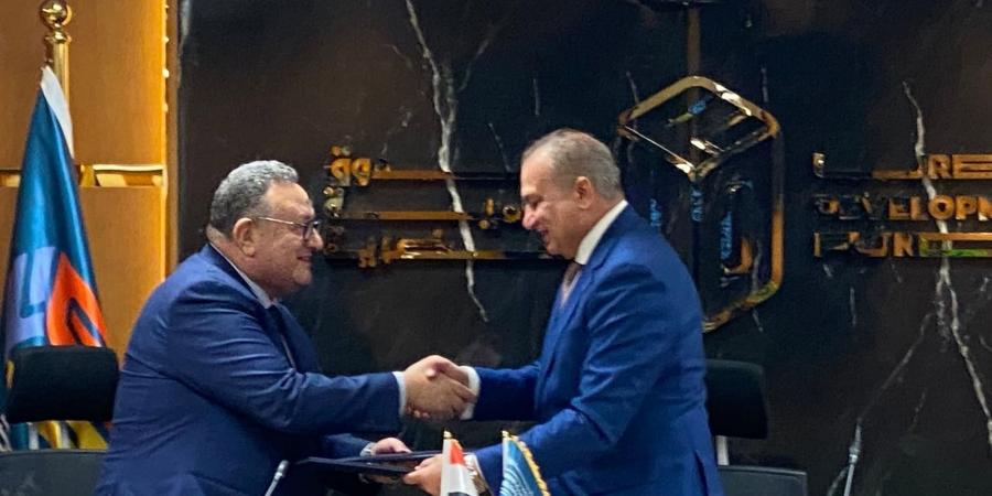 بالبلدي : صندوق
      التنمية
      الحضرية
      والبنك
      العقاري
      المصري
      العربي
      يوقعان
      بروتوكول
      تعاون
      لتمويل
      الوحدات
      السكنية
      لمتوسطي
      الدخل