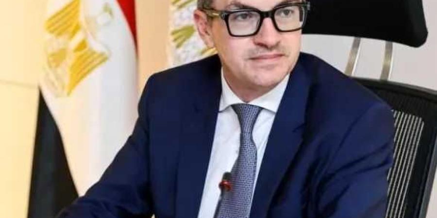 وزير
      التخطيط:
      نستهدف
      رفع
      مساهمة
      الاستثمارات
      الخاصة
      إلى
      65%
      بحلول
      2030