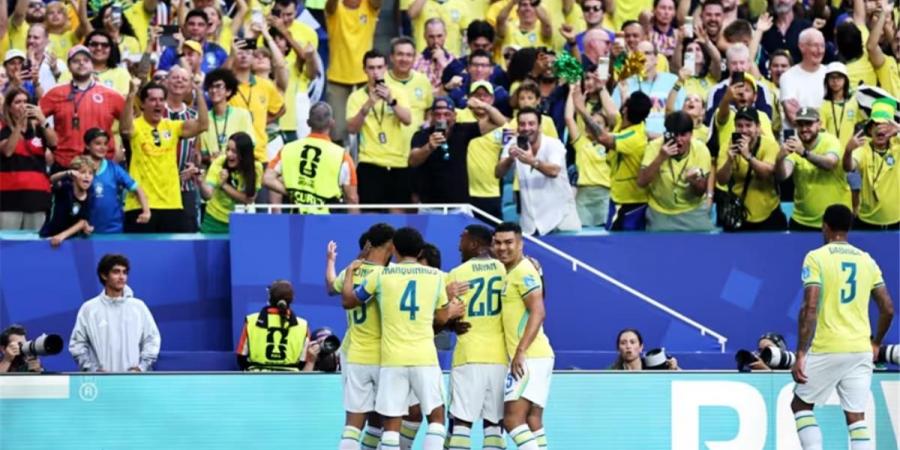 بالبلدي : رجل
      مباراة
      البرازيل
      واسكتلندا
      في
      كأس
      العالم