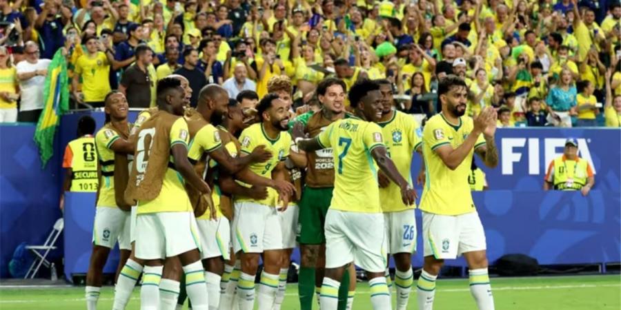 بالبلدي : أنشيلوتي
      عن
      لاعب
      البرازيل:
      لا
      أحد
      يعرف
      ما
      سيصل
      إليه..
      ولن
      أكتشف
      موهبة
      فينيسيوس