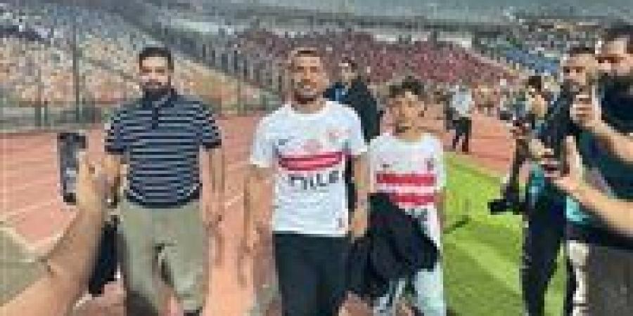بالبلدي: أمير
      هشام:
      طارق
      حامد
      يبدأ
      دوره
      الإداري
      في
      الزمالك
      وينهي
      أزمة
      فرجاني
      ساسي