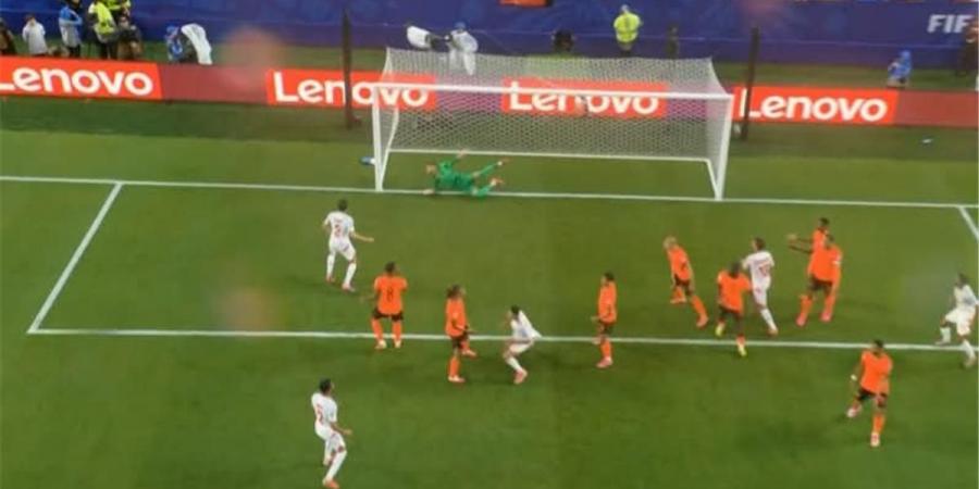 بالبلدي : فيديو
      |
      المستوري
      يسجل
      هدف
      تونس
      الأول
      أمام
      هولندا