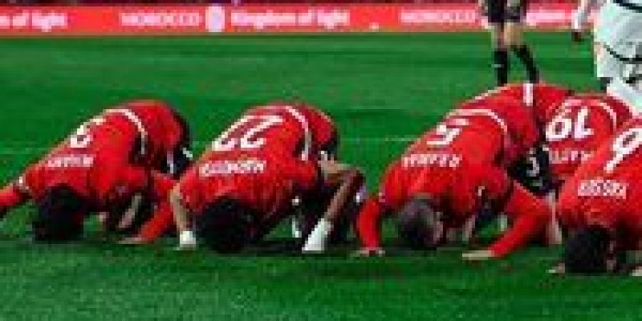بالبلدي: بعد
      تكرار
      سجود
      لاعبي
      منتخب
      مصر..
      الإفتاء
      توضح
      حكم
      سجود
      الشكر
      دون
      وضوء