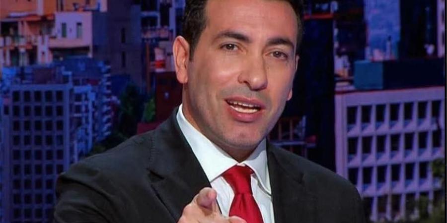 بالبلدي : أبو
      تريكة:
      لاعب
      منتخب
      مصر
      زعل
      مني..
      ويُشيد
      بـ
      مرموش