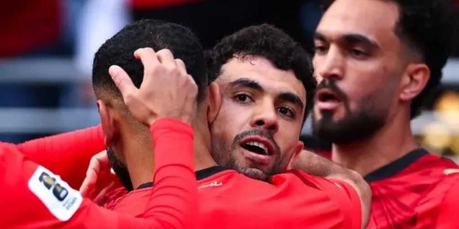 والد
      محمود
      صابر:
      كنا
      ندعو
      له
      قبل
      إيران..
      وسعيد
      بهدفه
      وتأهل
      منتخب
      مصر
      للمونديال