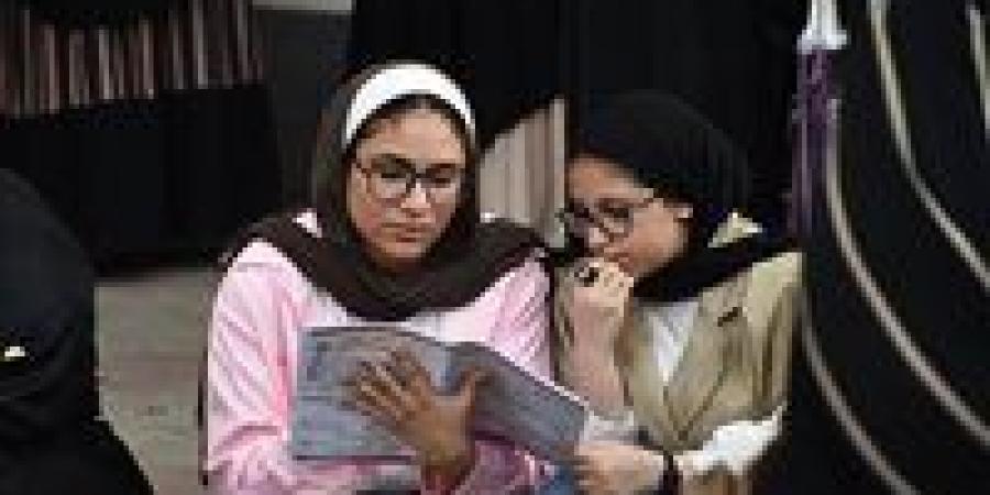بالبلدي : عاجل..
      درجة
      النجاح
      فى
      امتحان
      اللغة
      العربية
      بالثانوية
      العامة
      2026